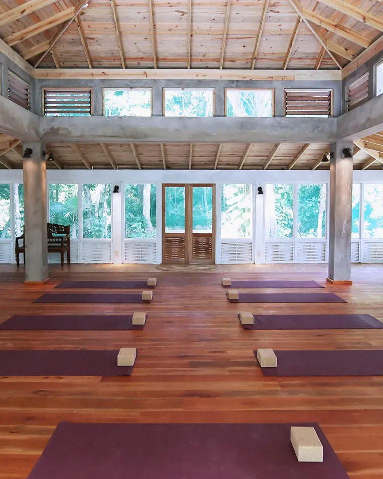 Ruhiger Ort für Yoga und Meditation am Retreat-Standort